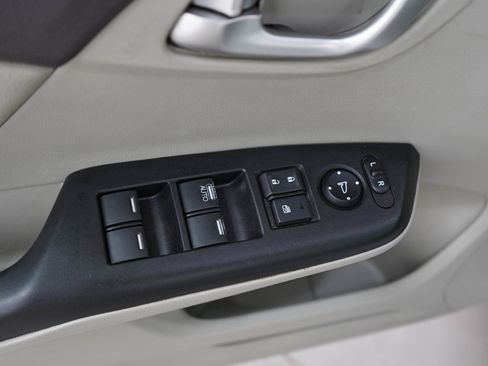 Used 2012 Honda Civic EX-L image 18