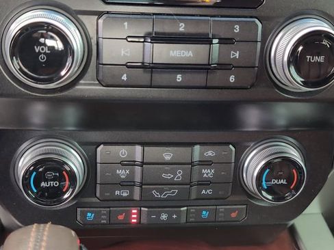 Used 2019 Ford F150 King Ranch w/ Equipment Group 601A Luxury image 20