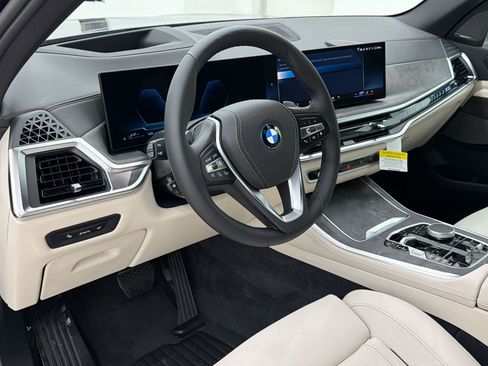 New 2026 BMW X5 xDrive50e AWD/4WD image 4