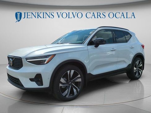 New 2026 Volvo XC40 B5 Ultra AWD/4WD image 7