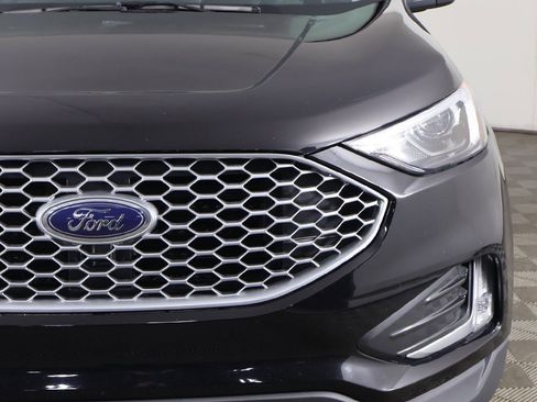 Used 2023 Ford Edge SEL w/ Convenience Package image 12