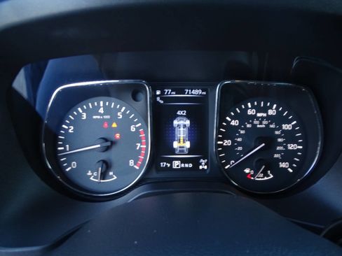 Used 2017 Nissan Titan Platinum Reserve image 21