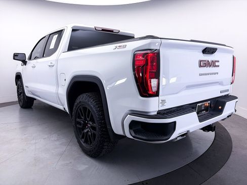 Used 2025 GMC Sierra 1500 Elevation w/ X31 Off-Road Package AWD/4WD image 14