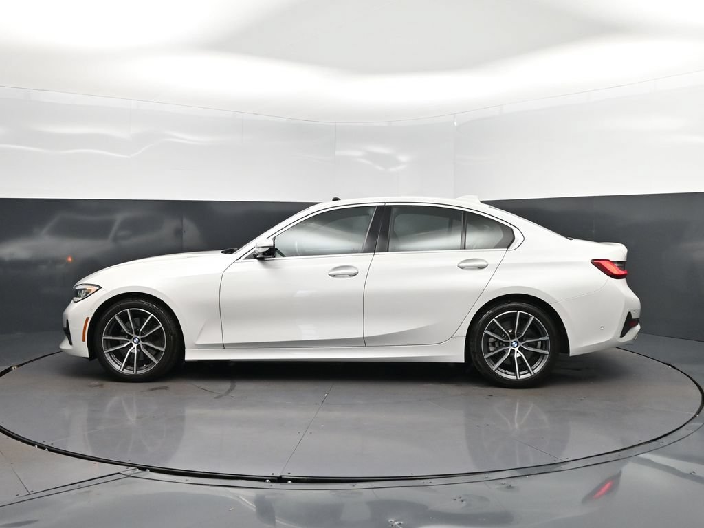 Used 2020 BMW 330i Sedan w/ Executive Package RWD image 4