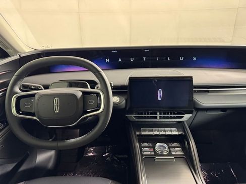 New 2026 Lincoln Nautilus Premier w/ Equipment Group 102A image 18