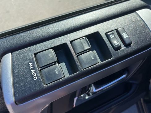 Used 2024 Toyota 4Runner SR5 AWD/4WD image 10
