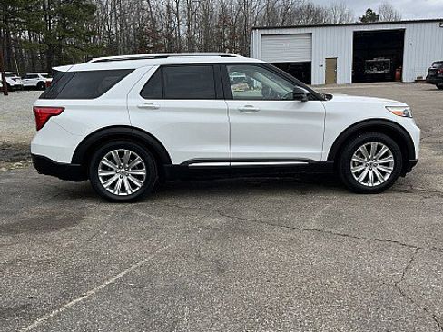 Used 2020 Ford Explorer Limited w/ Class III Trailer Tow Package image 8