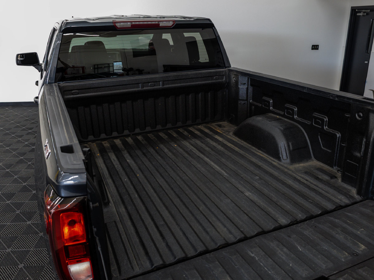 Used 2021 GMC Sierra 1500 Elevation w/ X31 Off-Road Package AWD/4WD image 32