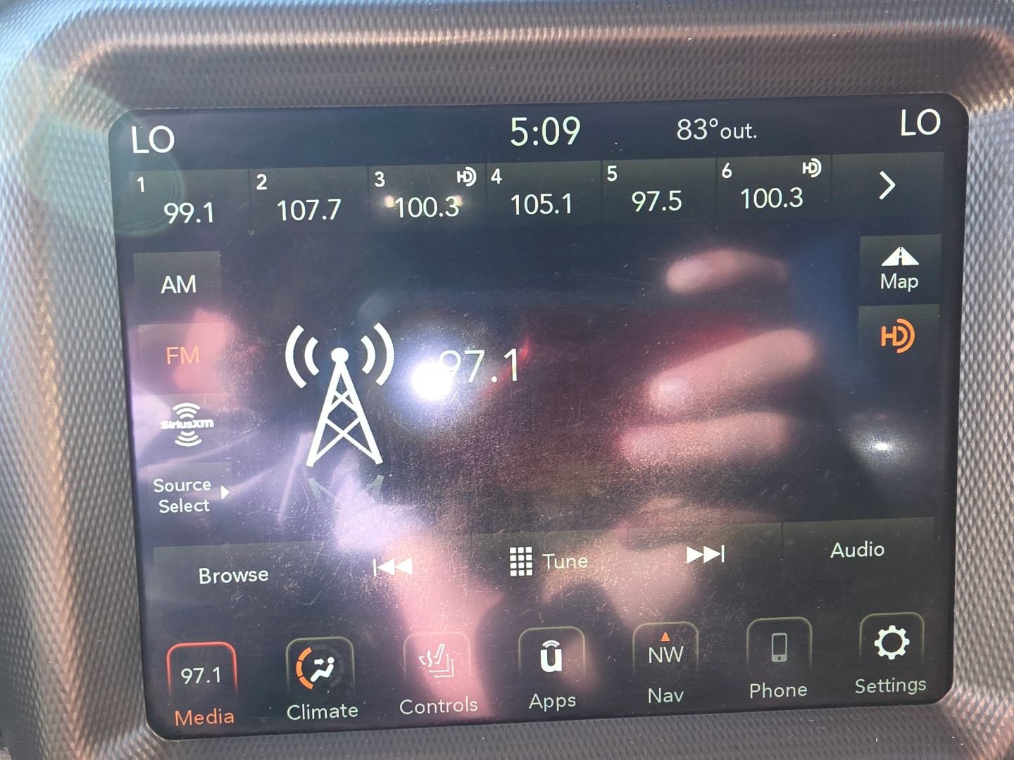 Used 2021 Jeep Gladiator Overland AWD/4WD image 11