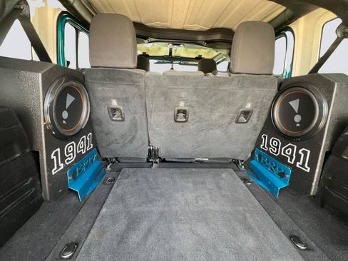 Used 2020 Jeep Wrangler Unlimited Sport S AWD/4WD image 30