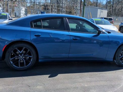 Used 2021 Dodge Charger SXT w/ Plus Group image 9