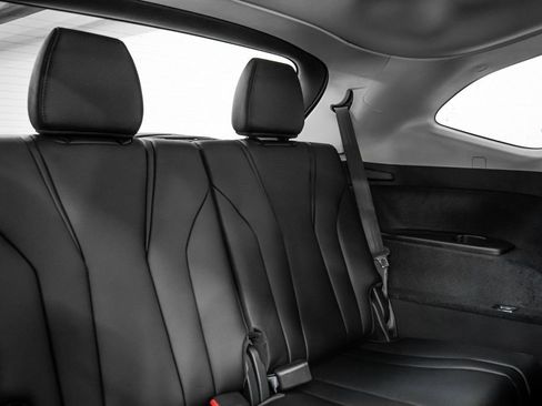 New 2026 Acura MDX SH-AWD image 32