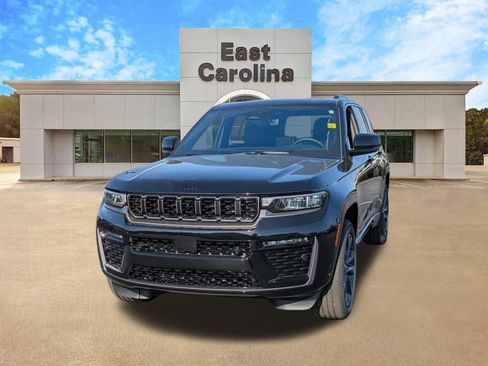 New 2026 Jeep Grand Cherokee Limited AWD/4WD image 7