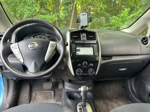 Used 2015 Nissan Versa Note FWD image 11