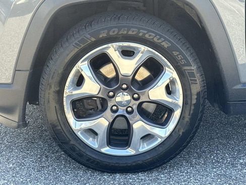 Used 2021 Jeep Compass Limited image 11