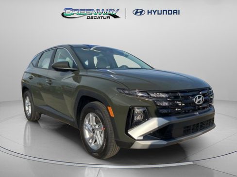 New 2026 Hyundai Tucson SE image 1