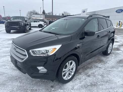 Used 2018 Ford Escape SEL image 3