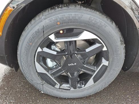 New 2026 Kia Sportage SX FWD image 4
