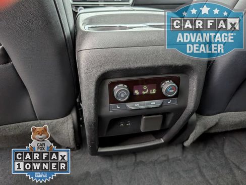Used 2024 Chevrolet Traverse RS w/ LPO, Floor Liner Package AWD/4WD image 22