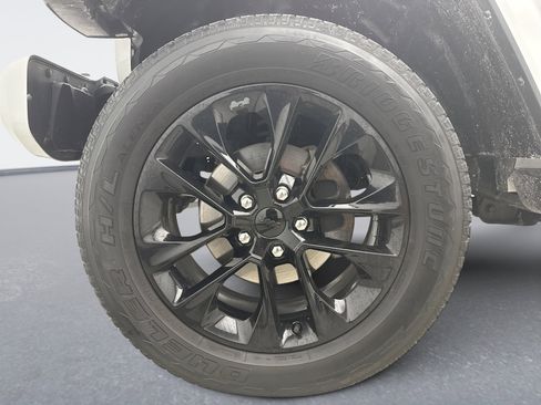 Used 2022 Jeep Gladiator Overland image 22