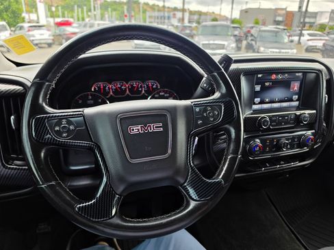 Used 2015 GMC Sierra 1500 SLE AWD/4WD image 16