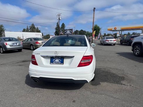 Used 2014 Mercedes-Benz C 250 Sedan image 37