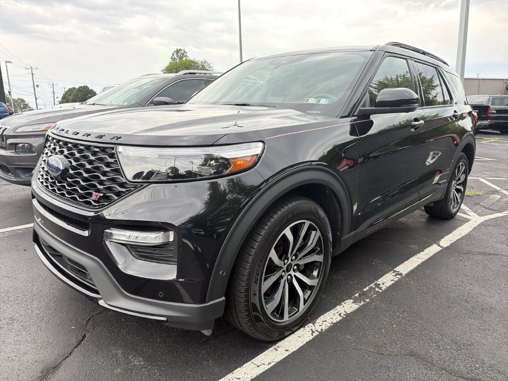 Used 2020 Ford Explorer ST w/ Premium Technology Package AWD/4WD image 4