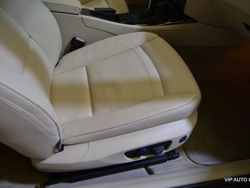 Used 2013 BMW 328i Coupe image 16