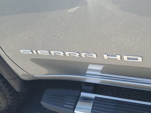 Used 2026 GMC Sierra 2500 SLT AWD/4WD image 26