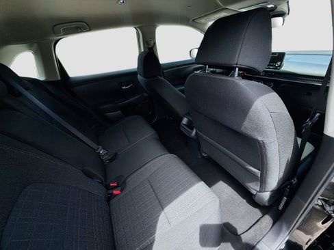 Certified 2025 Honda HR-V LX image 28