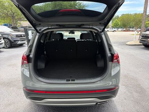 Used 2023 Hyundai Santa Fe SEL FWD image 11