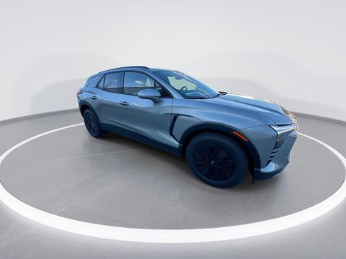 New 2026 Chevrolet Blazer EV LT AWD/4WD image 2