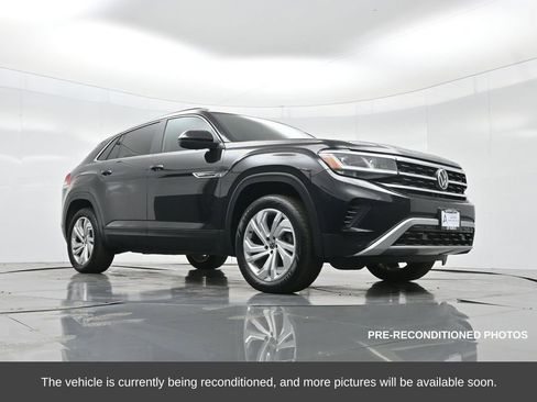 Used 2020 Volkswagen Atlas Cross Sport SEL image 45