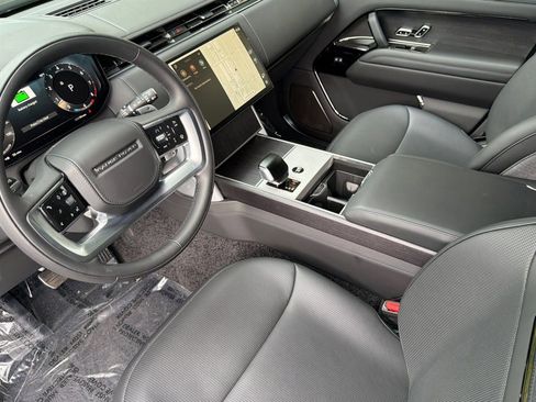 New 2026 Land Rover Range Rover SV AWD/4WD image 3