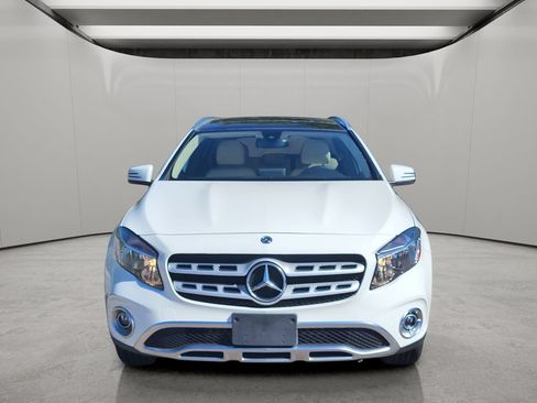 Used 2019 Mercedes-Benz GLA 250 4MATIC w/ Premium Package image 6