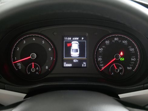 Used 2022 Volkswagen Passat 2.0T SE image 21