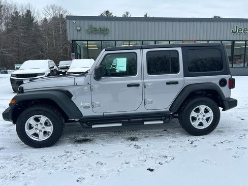 Used 2019 Jeep Wrangler Unlimited Sport S image 12