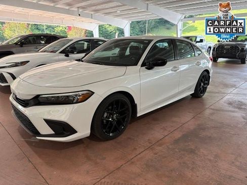 Used 2023 Honda Civic Sport image 1