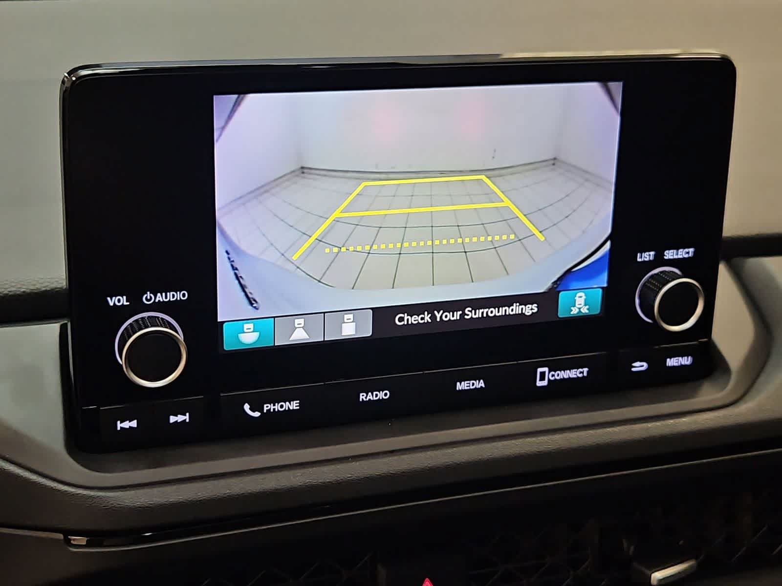 Certified 2025 Honda Accord SE image 4
