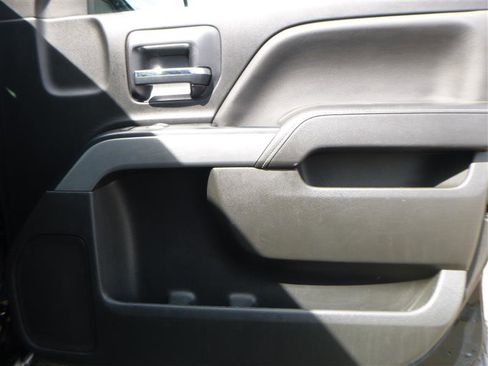 Used 2018 Chevrolet Silverado 1500 LT w/ All Star Edition AWD/4WD image 19