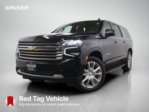 Used 2021 Chevrolet Suburban High Country AWD/4WD image 1