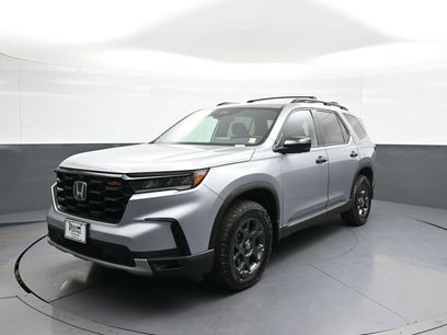 Certified 2025 Honda Pilot TrailSport