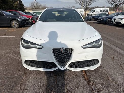 Used 2024 Alfa Romeo Giulia Ti image 2
