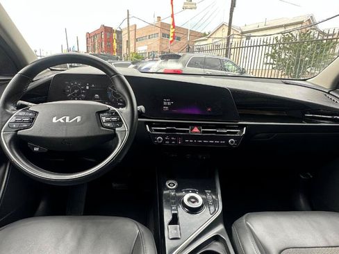 Used 2023 Kia Niro Wind FWD image 9