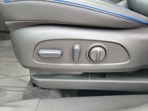 Used 2025 Buick Encore GX Sport Touring w/ Advanced Technology Package FWD image 14