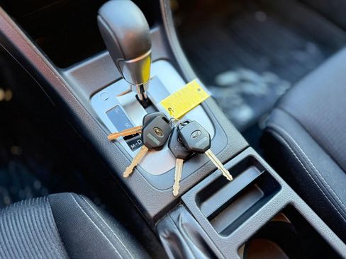 Used 2013 Subaru Impreza 2.0i Sport Premium image 16