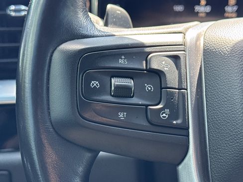 Used 2023 GMC Sierra 1500 Elevation w/ LPO, Elevation Black Package AWD/4WD image 4