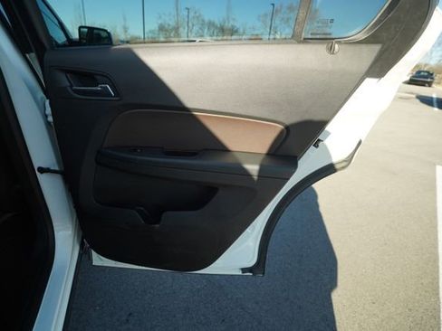 Used 2015 Chevrolet Equinox LTZ image 23