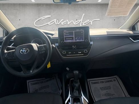 Used 2022 Toyota Corolla LE FWD image 21