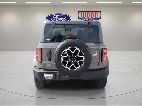 New 2026 Ford Bronco Outer Banks AWD/4WD image 4